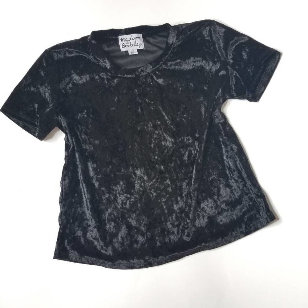 Madison & Berkeley Crushed Velvet Short Sleeve Top Black Crew Neck XS